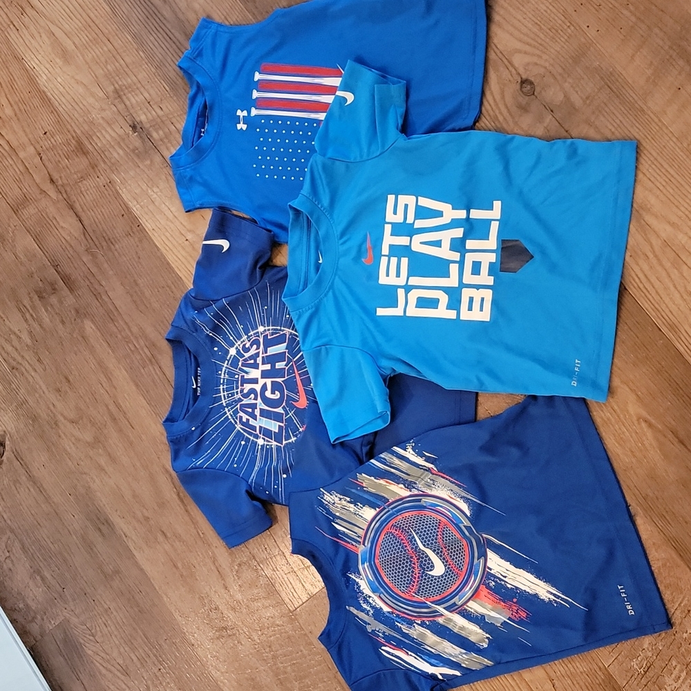 Boys Nike/UA 4T lot
